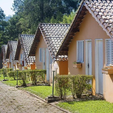 Chales Dois Amores Otel Águas de São Pedro Dış mekan fotoğraf